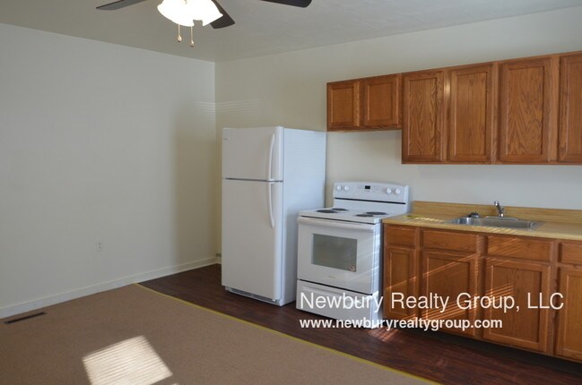 Primary Photo - Barberry Court