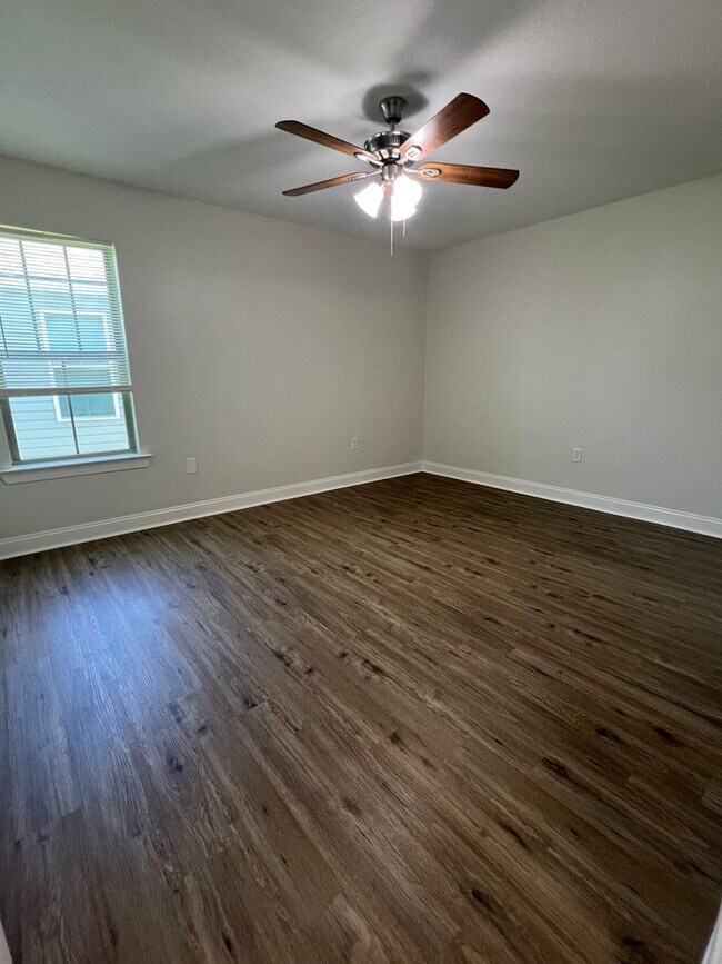 Building Photo - 4100 Mulligan Manor Ln