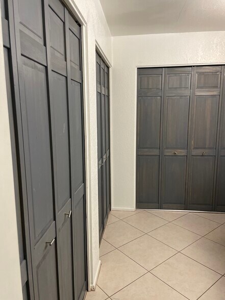 Building Photo - 4537 N 101st Ave