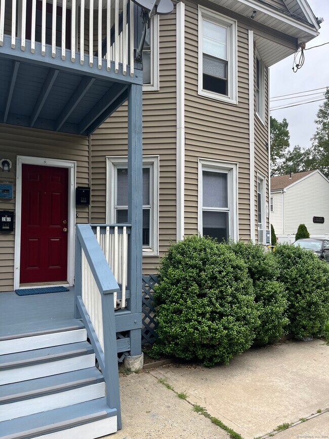 Primary Photo - 269 Orange St