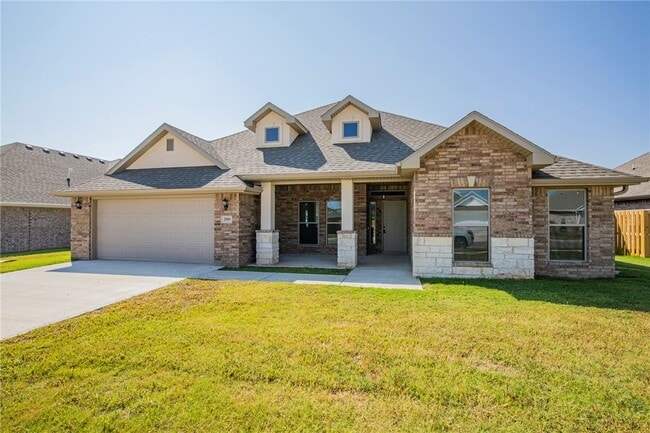 Building Photo - 2509 Westbrook Lp