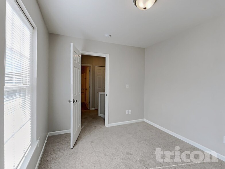 Building Photo - 1211 Joannas Ct