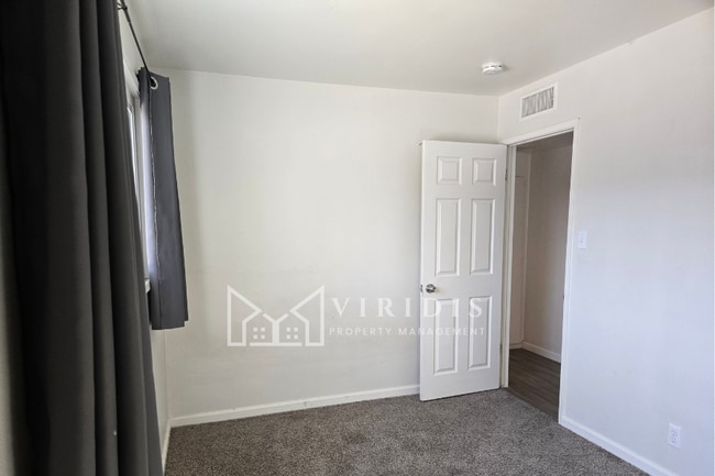 Building Photo - 2312 Castro Ln