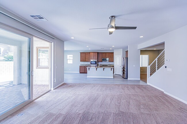Building Photo - Beautiful Home in a Gated Community
