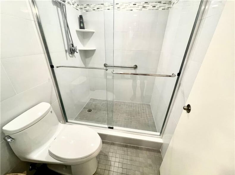 Building Photo - 802 Cypress Blvd