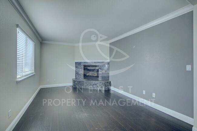 Building Photo - Twelve Bridges beauty! | Backed up to miles of walking paths