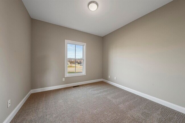 Building Photo - 457 Adalynn Cir