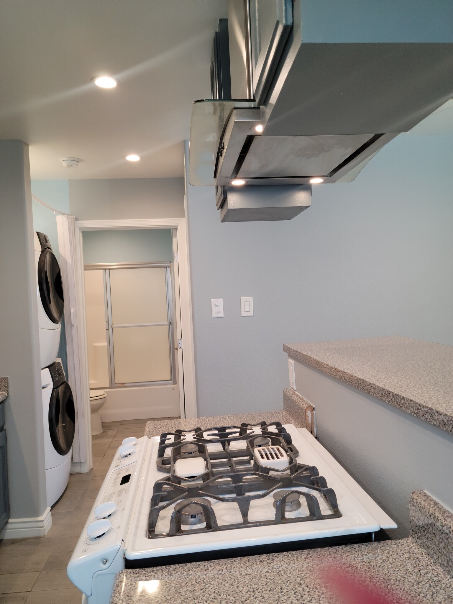 Building Photo - 19449 Ingomar St