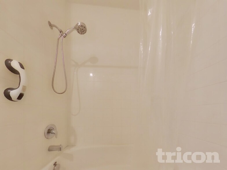 Building Photo - 33658 Sky Blossom Cir