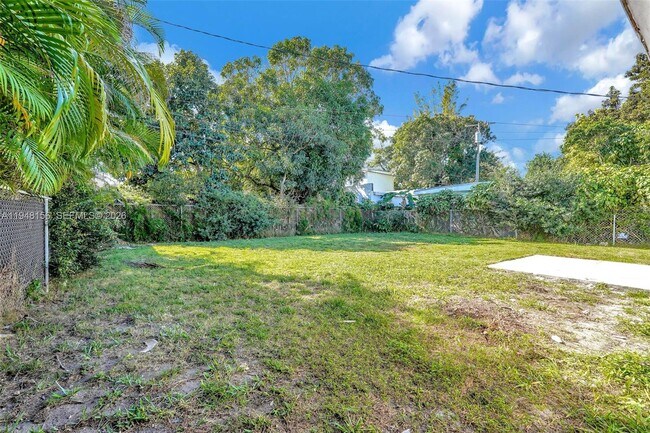 Building Photo - 130 NW 48th St