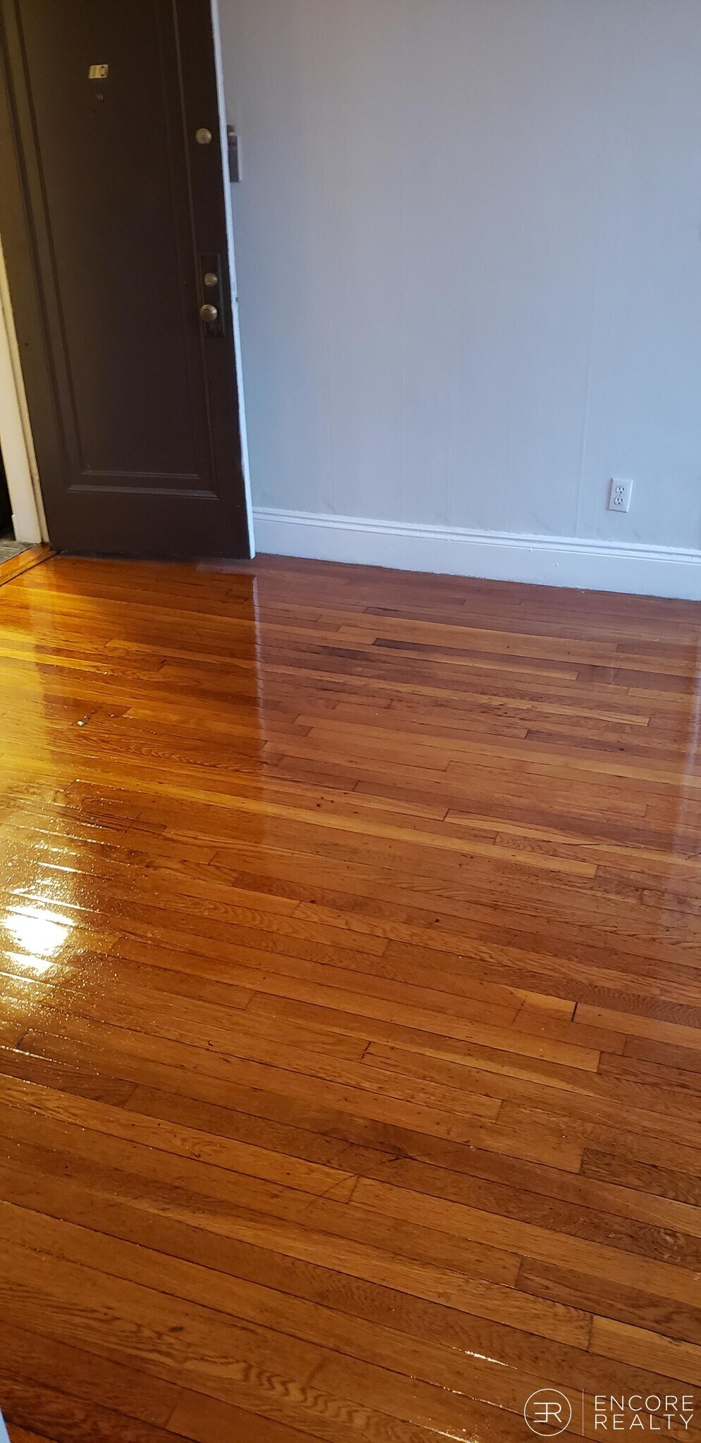 Building Photo - 110 Brainerd Rd