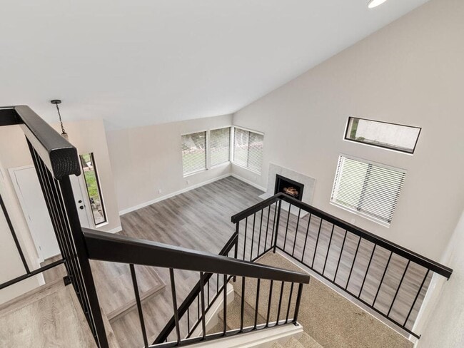 Building Photo - Remodeled 2 Story, 3 Bedroom Condo