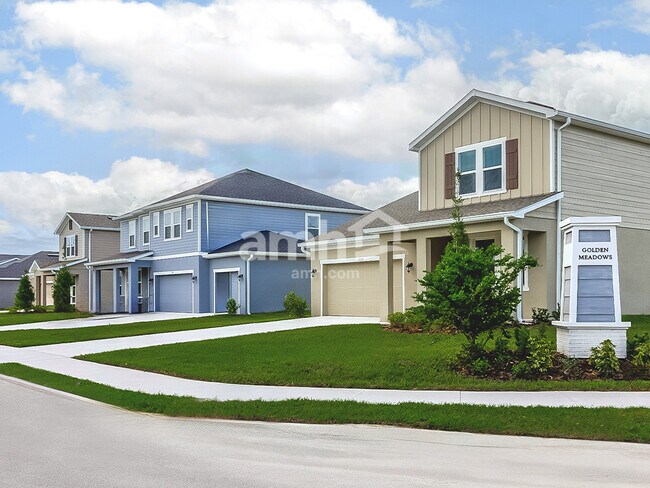 Building Photo - 2909 20th Ave W