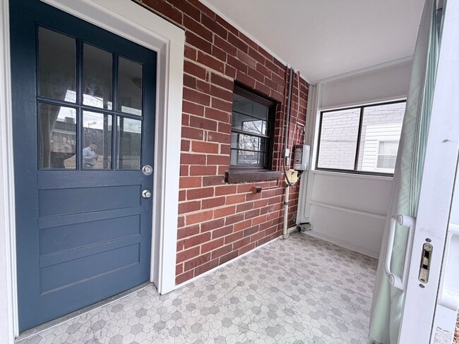 Building Photo - Now Available – Updated 2 Bedroom Apartment in Cullman!