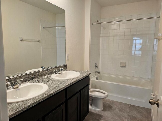 Building Photo - 35711 Sunflower Hl Dr