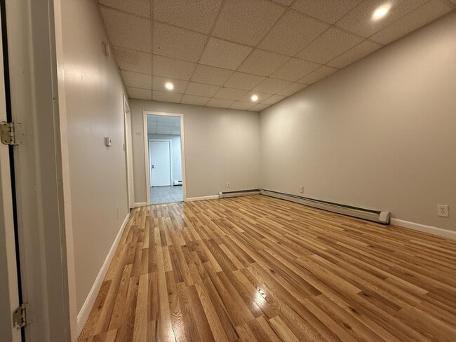 Building Photo - 273 Ontario St