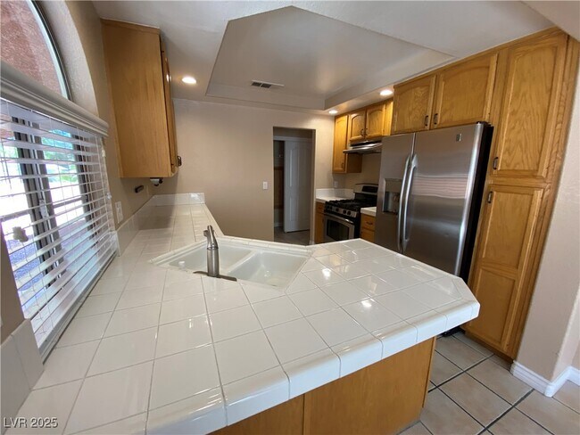 Building Photo - 2426 Antler Point Dr