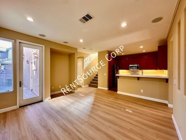 Building Photo - 24162 Willowbrooke Ct