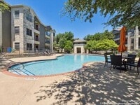 Building Photo - 2320 Gracy Farms Ln