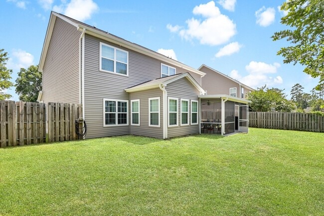 Building Photo - 5-Bedroom Buckhead East Home with Modern Kitchen & Large Fenced Yard
