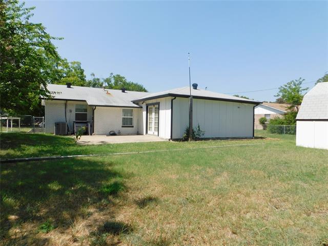 Building Photo - 705 Sun Valley Dr