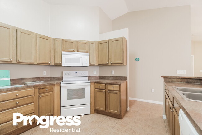 Building Photo - 2131 Colonial Woods Blvd