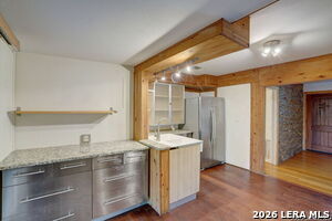 Building Photo - 439 Devonshire Dr