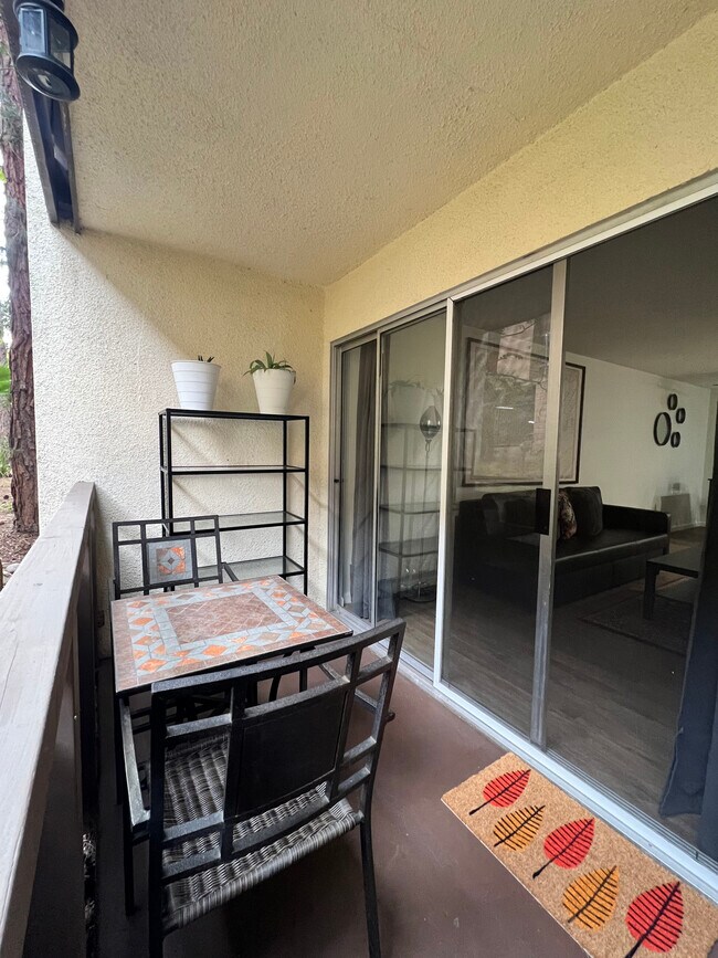 TERRACE - 1615 Hotel Cir S