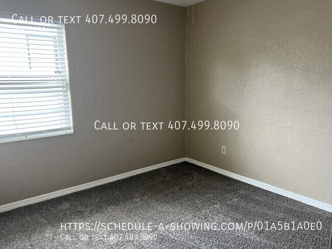 Building Photo - 731 W Comstock Ave