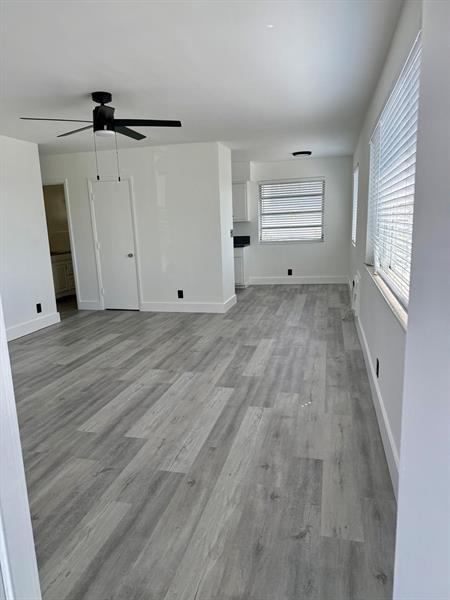 Building Photo - 2837 NE 30th St