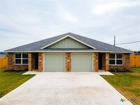 Building Photo - 1604 Pima Trail