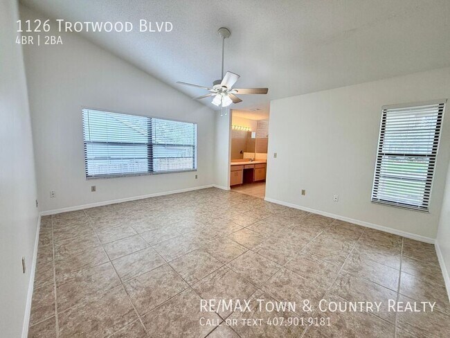 Building Photo - 1126 Trotwood Blvd