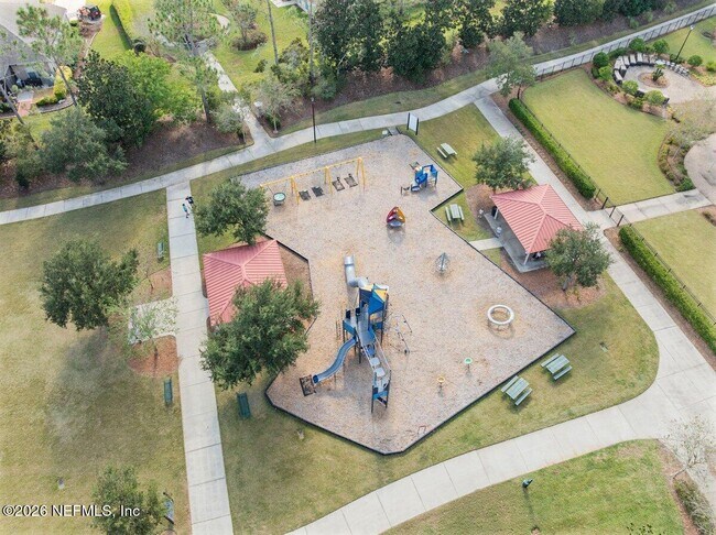 Building Photo - 1500 Calming Water Dr