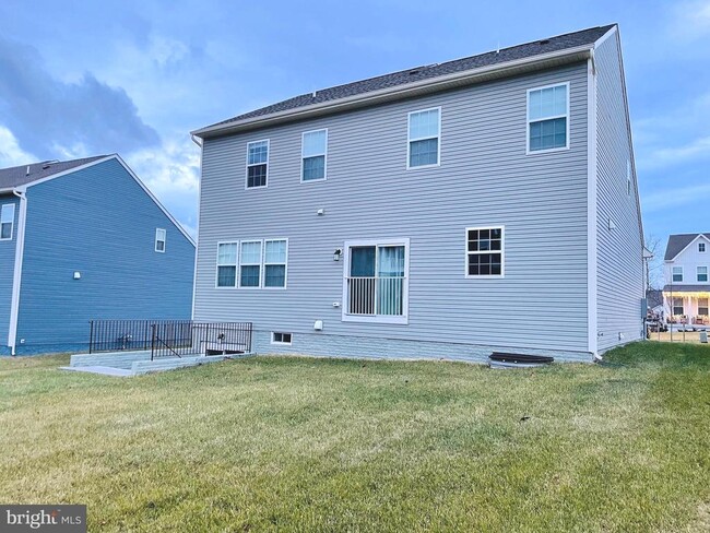 Building Photo - 130 Thornton Wy
