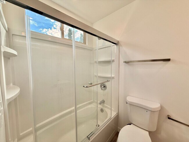 Building Photo - 7388 Tooma St