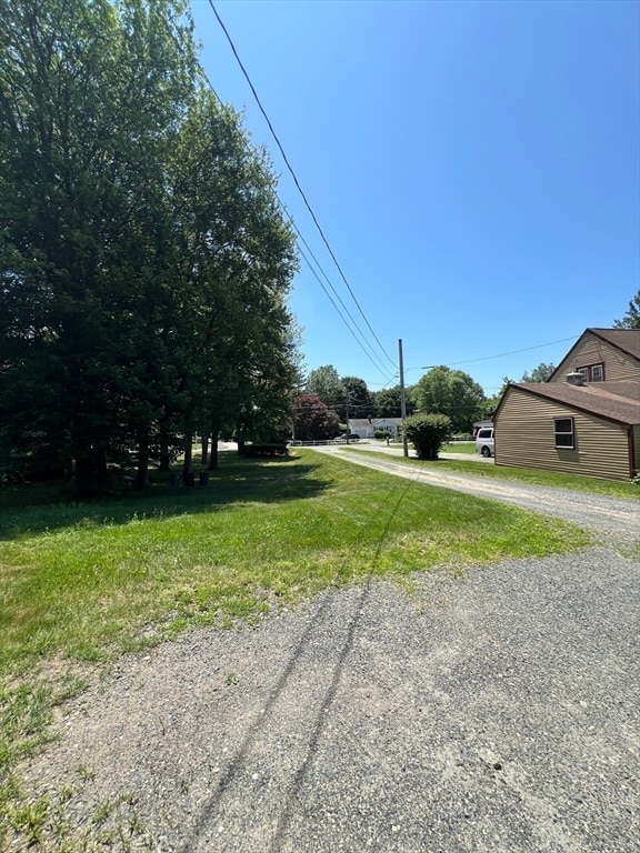 Building Photo - 282 Village St
