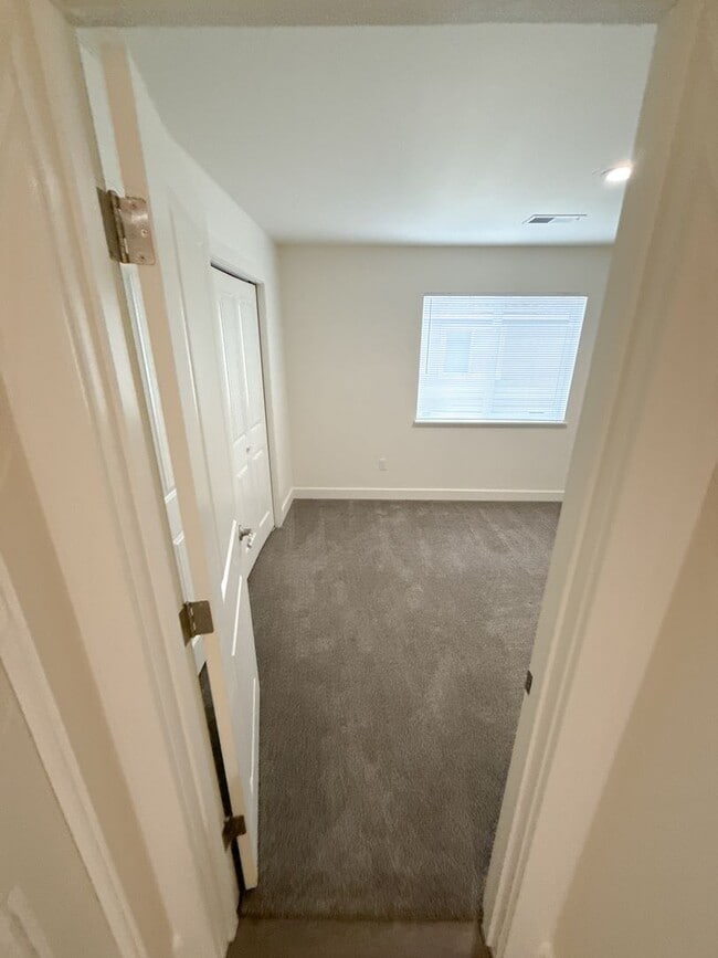 Building Photo - 4251-4253 Wyoming Street