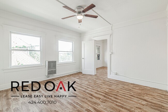 Primary Photo - 1026 W 22nd St