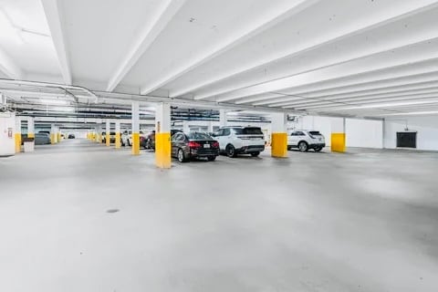 Assigned garage - 1239 Hillsboro Mile