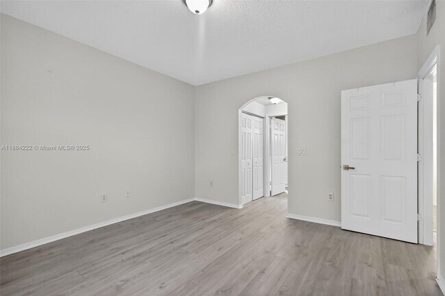 Building Photo - 8425 NW 141st Terrace