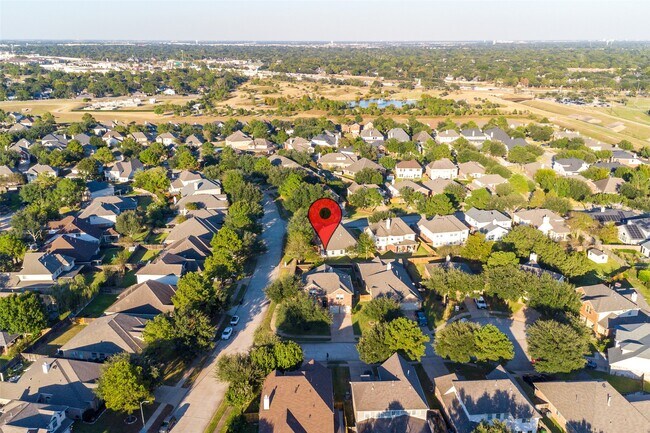 Building Photo - 24518 Hamilton Mill Ct