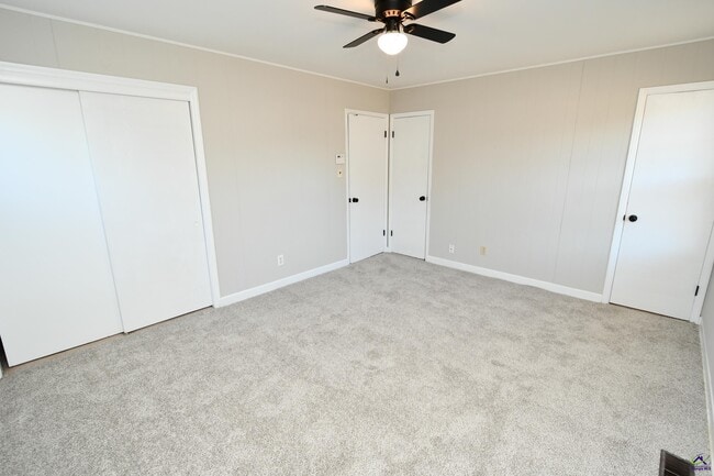 Building Photo - 467 SR 96