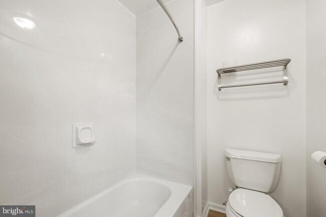 Building Photo - 2985 Marsh Hawk Dr