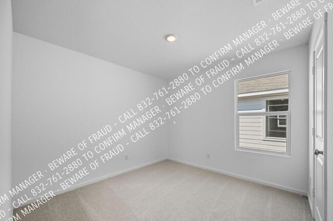 Building Photo - 416 Finch Cir