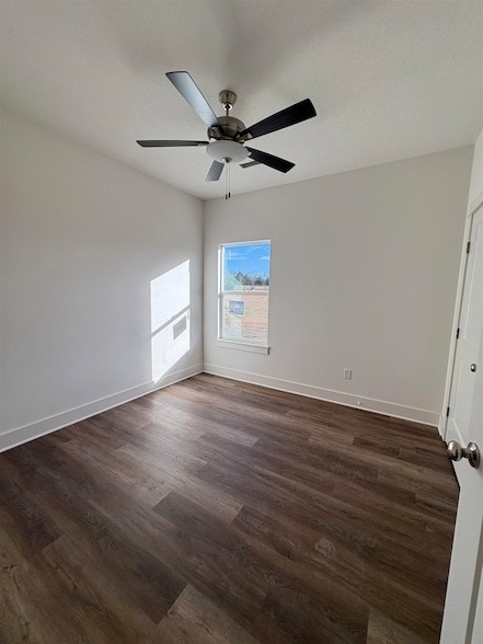 Building Photo - 4827 N Vassar Ave