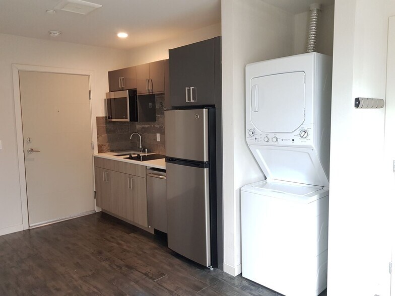 Interior Photo - 741 Harvard Apartments
