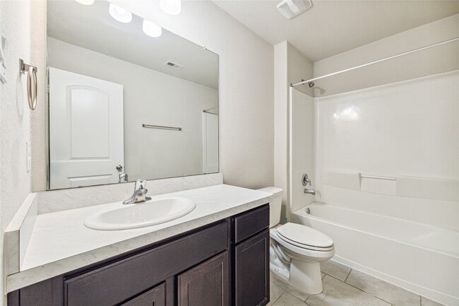 Building Photo - 23618 Bluewood Trace