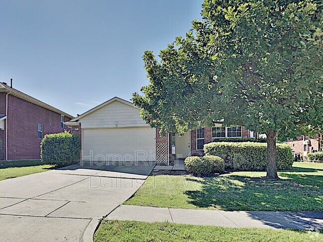 Building Photo - 702 Riverhead Dr
