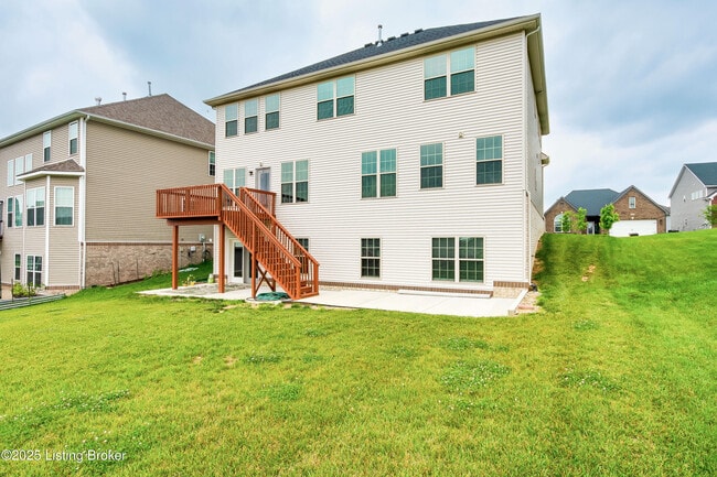 Building Photo - 16302 Spitfire Lake Path