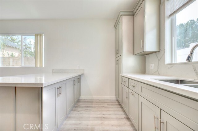 Building Photo - 10343 Jardine Ave